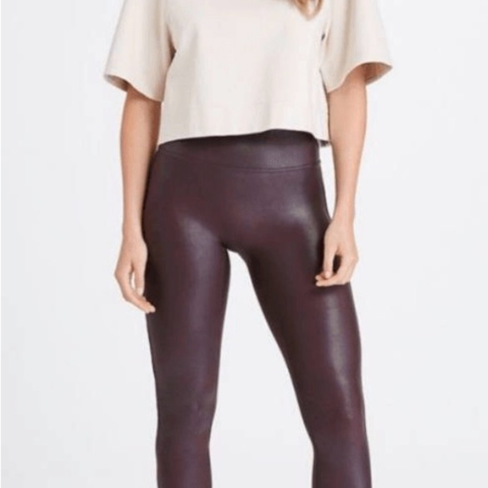 SPANX Glossy Dark Leggings